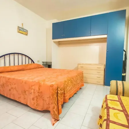 Zwei-zimmer Wohnung, Wenige Meter Vom Strand Und Zentrum Entfernt Lejlighed *