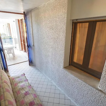 Zwei-zimmer Wohnung, Wenige Meter Vom Strand Und Zentrum Entfernt Lejlighed Lido delle Nazioni